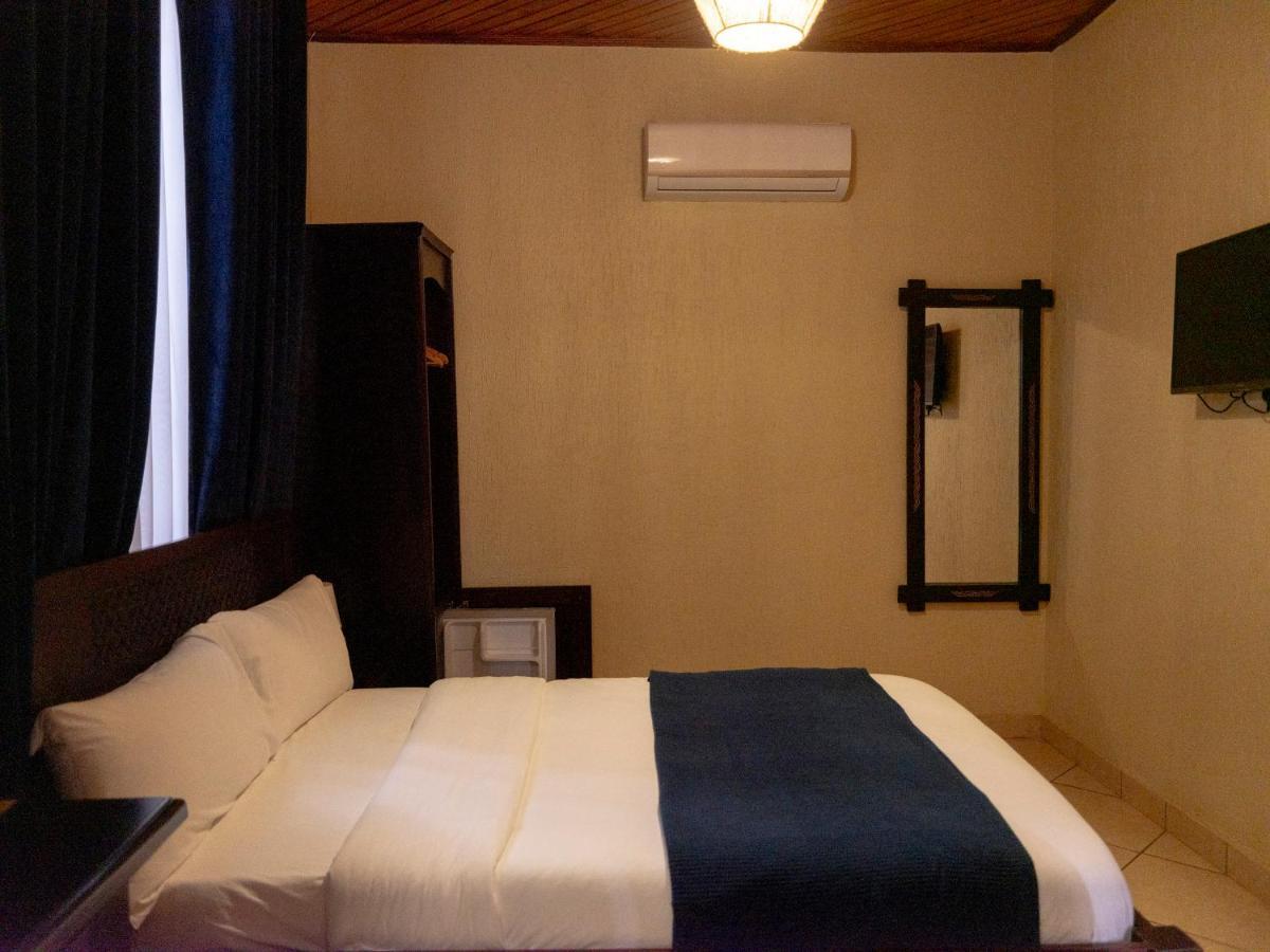 The Haven Boutique Hotel Кумаси Экстерьер фото