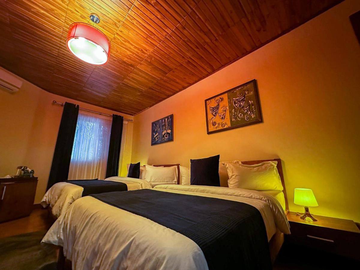 The Haven Boutique Hotel Кумаси Экстерьер фото