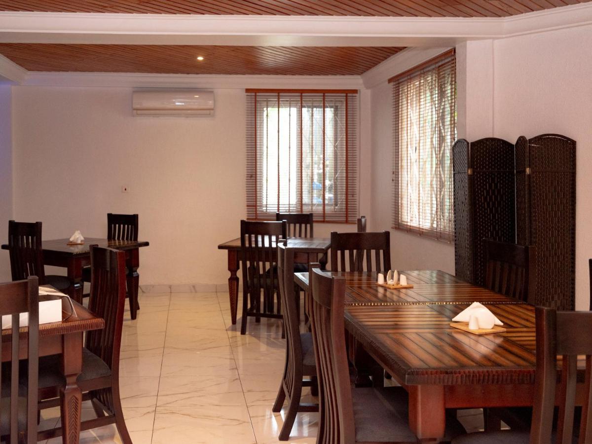 The Haven Boutique Hotel Кумаси Экстерьер фото