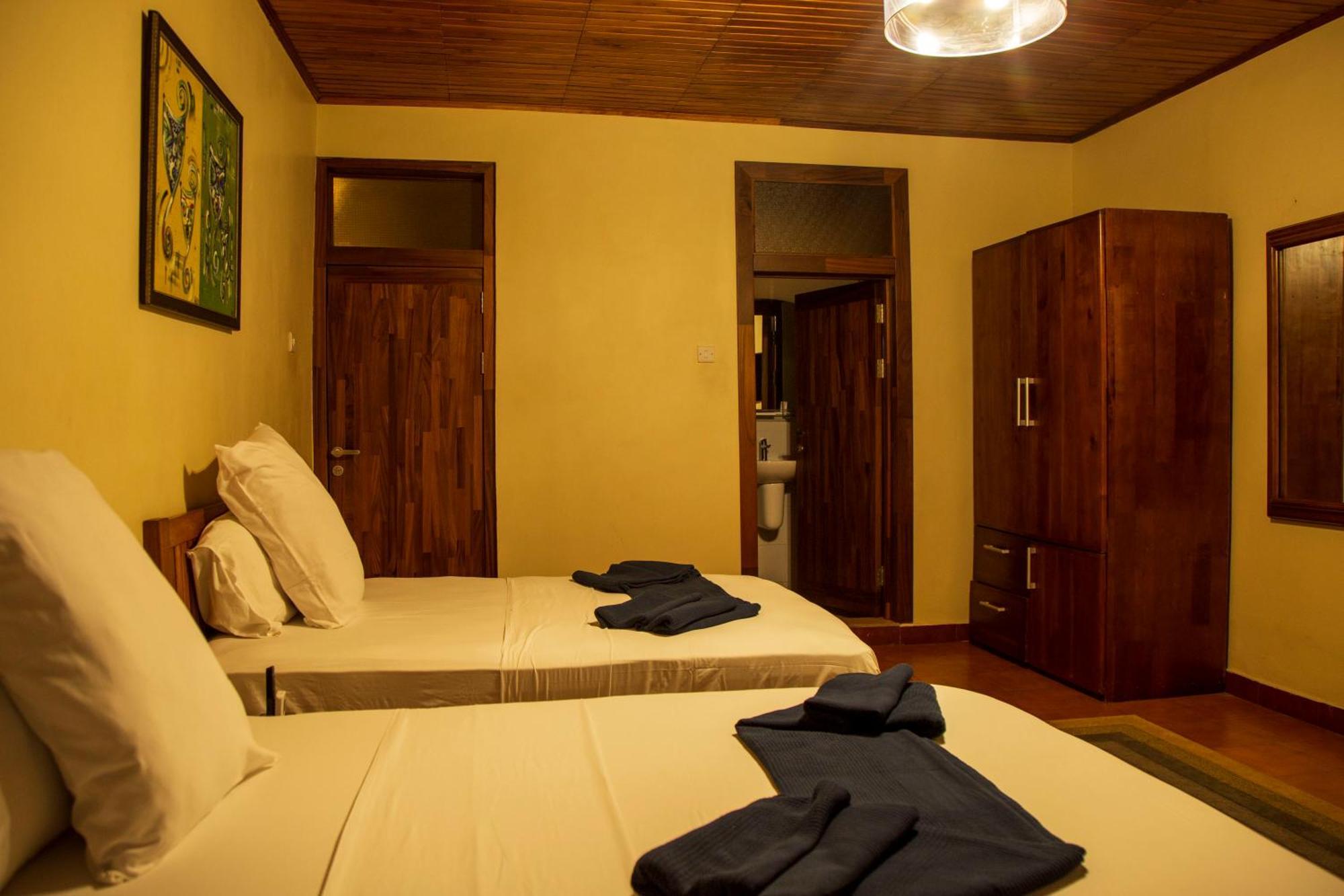 The Haven Boutique Hotel Кумаси Экстерьер фото