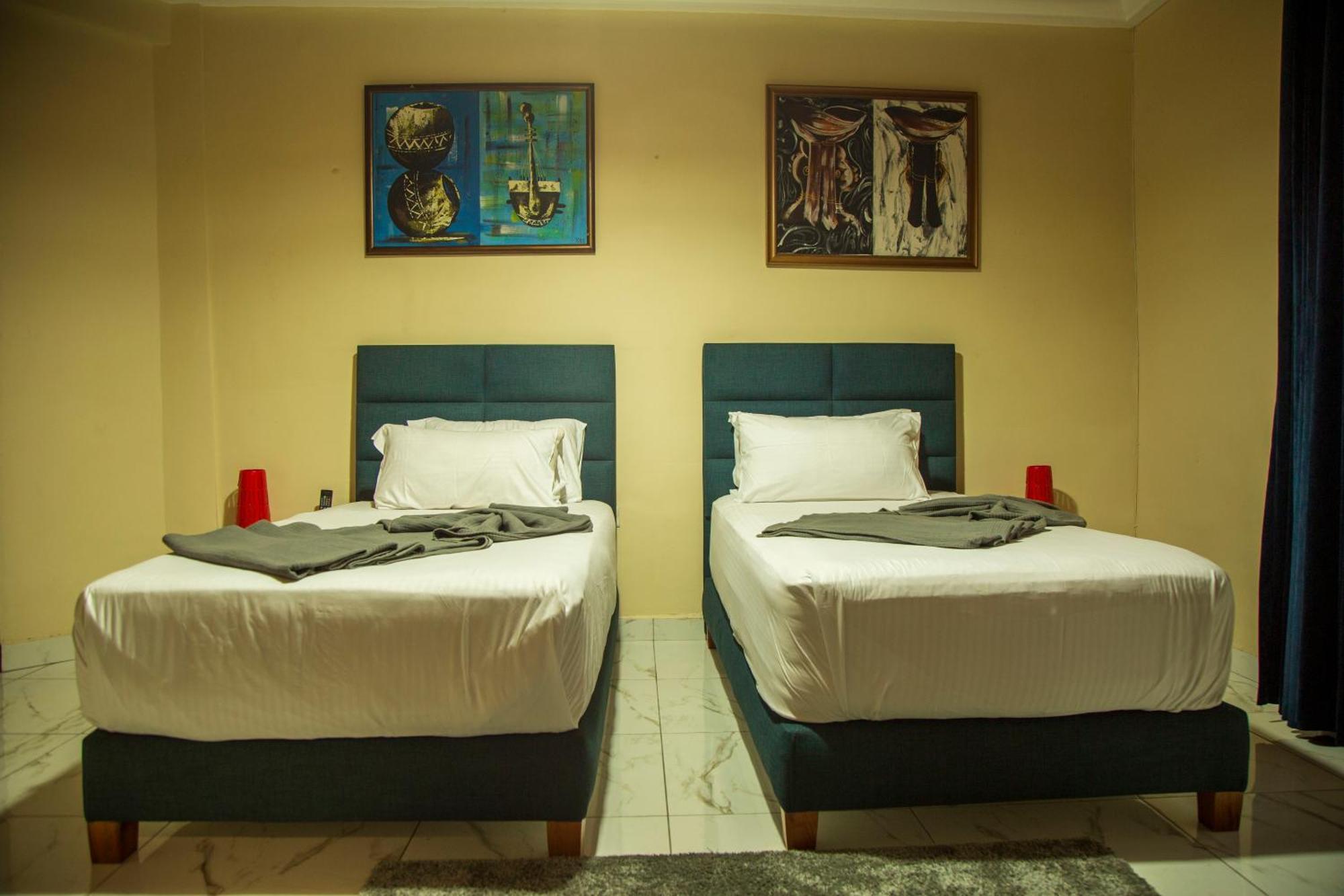 The Haven Boutique Hotel Кумаси Экстерьер фото